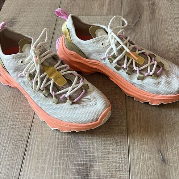 FP Movement x SOREL Kinetic Breakthru Tech Sneakers US 10 - Picture 1 of 5